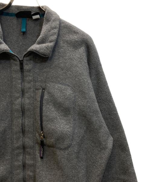 Patagonia（パタゴニア）Patagonia (パタゴニア) シンチラフリースジャケット グレー サイズ:XLの古着・服飾アイテム