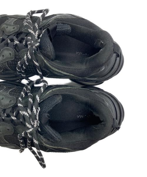 BALENCIAGA（バレンシアガ）BALENCIAGA (バレンシアガ) TRIPLE S SNEAKER ブラック サイズ:SIZE 41の古着・服飾アイテム
