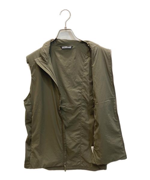 ARC'TERYX（アークテリクス）ARC'TERYX (アークテリクス) Atom Vest オリーブ サイズ:SIZE Sの古着・服飾アイテム