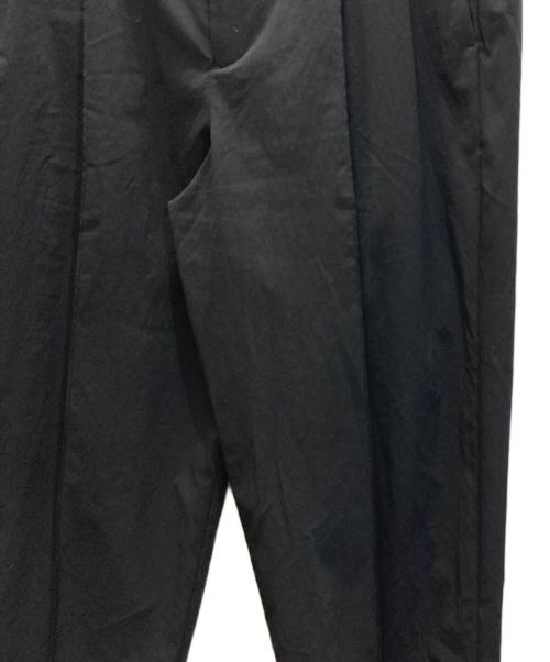 THE TOKYO（ザトーキョー）THE TOKYO (ザトーキョー) Pintucrease Wide Tapered Pants ブラック サイズ:SIZE 48の古着・服飾アイテム