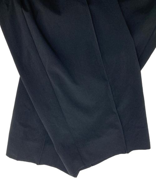 THE TOKYO（ザトーキョー）THE TOKYO (ザトーキョー) Pintucrease Wide Tapered Pants ブラック サイズ:SIZE 48の古着・服飾アイテム