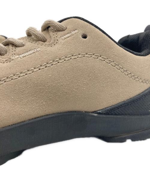 KEEN（キーン）KEEN (キーン) ジャスパー ベージュ サイズ:SIZE 23.5cmの古着・服飾アイテム