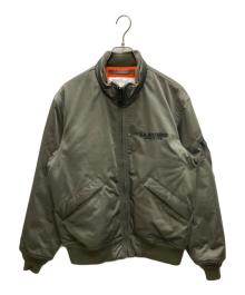 AVIREX（アヴィレックス）の古着「ステンシルジャケット HAT IN THE RING 中綿ジャケット」｜グリーン