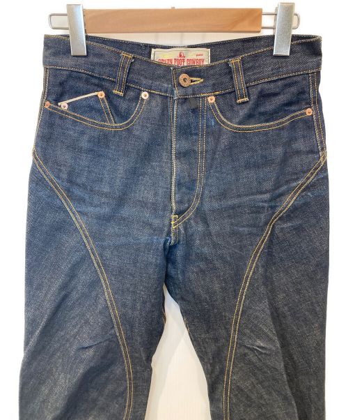 SEVEN FOOT COWBOY（セブンフットカウボーイ）SEVEN FOOT COWBOY (セブンフットカウボーイ) デニムパンツ インディゴ サイズ:W28の古着・服飾アイテム