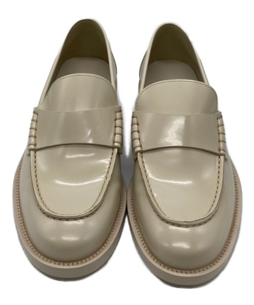 CHANEL（シャネル）CHANEL (シャネル) バックロゴローファー アイボリー サイズ:37Cの古着・服飾アイテム