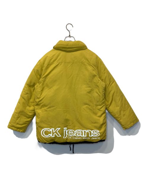 ck Calvin Klein（シーケーカルバンクライン）ck Calvin Klein (シーケーカルバンクライン) ロゴパッチダウンジャケット　CJ 86064 イエロー サイズ:Mの古着・服飾アイテム
