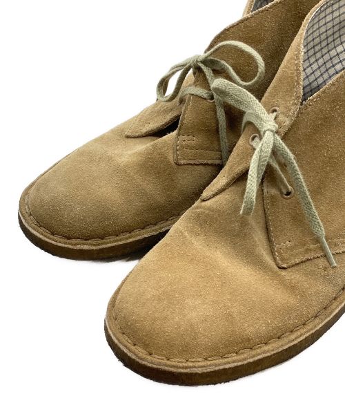 CLARKS ORIGINALS（クラークス オリジナルズ）Clarks Originals (クラークス オリジナルズ) チャッカーブーツ ベージュ サイズ:7 1/2の古着・服飾アイテム