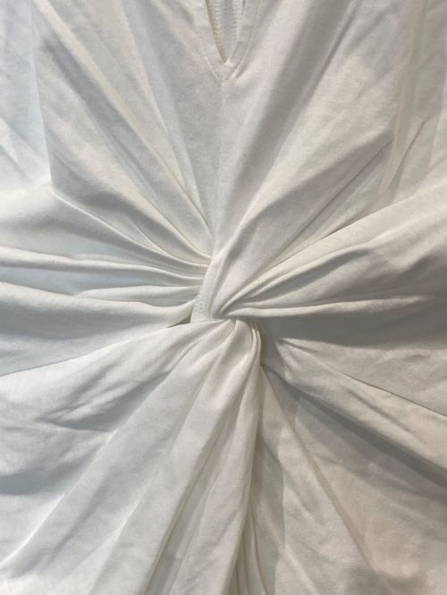 JANCIDIUM（ジャンシドゥーム）JANCIDIUM (ジャンシドゥーム) MERRY TOP ホワイト サイズ:FREE 未使用品の古着・服飾アイテム