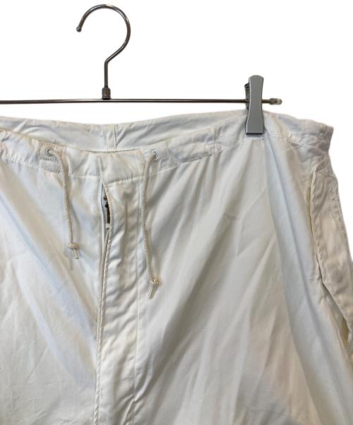 US ARMY（ユーエスアーミー）US ARMY (ユーエスアーミー) Snow Camo Over Pants 8415-00-935-0571 パンツ ホワイト サイズ:MEDIUM-SHORTの古着・服飾アイテム