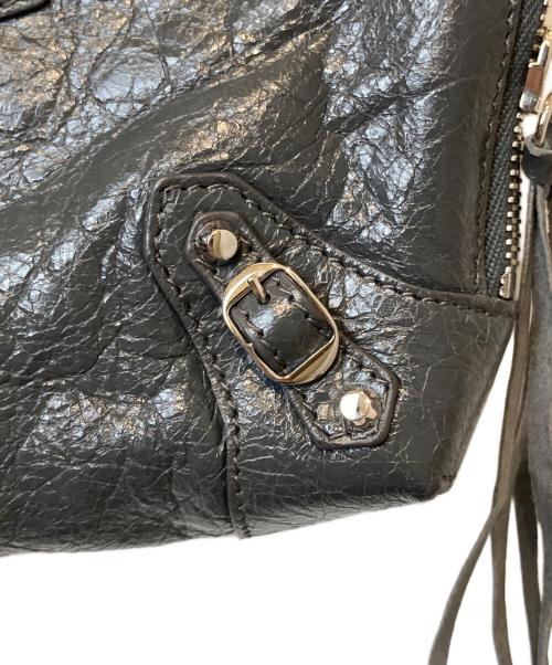 BALENCIAGA（バレンシアガ）BALENCIAGA (バレンシアガ) チェーンショルダーバッグ グレーの古着・服飾アイテム