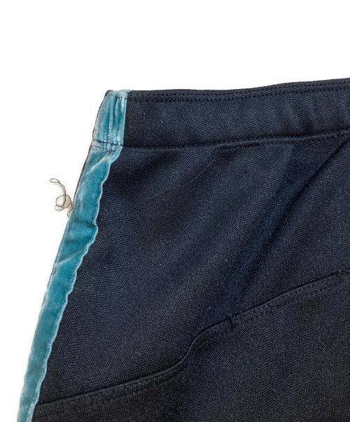 Needles（ニードルズ）Needles (ニードルズ) Wild Life Tailor (ワイルドライフテイラー) 18AW SIDE LINE CENTER SEAM PANTS ブラック サイズ:Mの古着・服飾アイテム