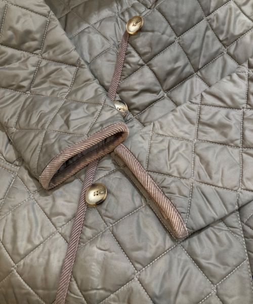 LAVENHAM（ラベンハム）LAVENHAM (ラベンハム) ラウンド ノーカラーキルティングロングコート ブラウン サイズ:36の古着・服飾アイテム