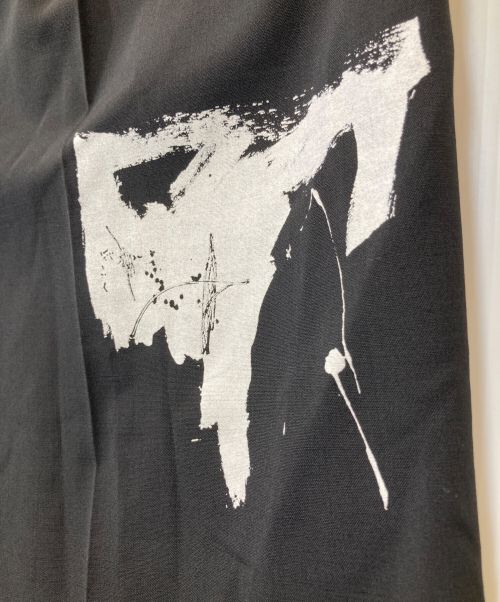 FRAMeWORK（フレームワーク）FRAMeWORK (フレームワーク) タックワイドパンツ 24030220315030 ブラック サイズ:38 未使用品の古着・服飾アイテム