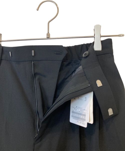 FRAMeWORK（フレームワーク）FRAMeWORK (フレームワーク) タックワイドパンツ 24030220315030 ブラック サイズ:38 未使用品の古着・服飾アイテム