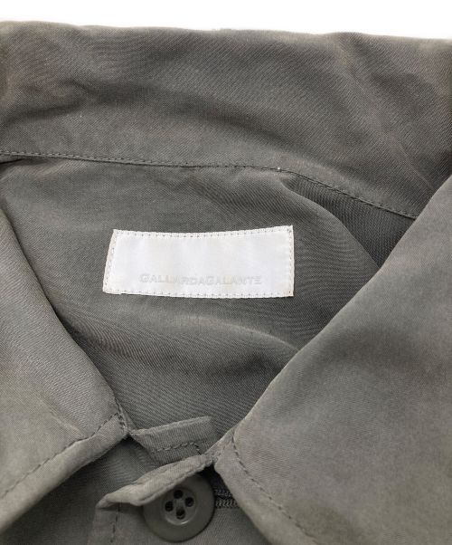 GALLARDA GALANTE（ガリャルダガランテ）GALLARDA GALANTE (ガリャルダガランテ) ミリタリーシャツ カーキ サイズ:FREEの古着・服飾アイテム