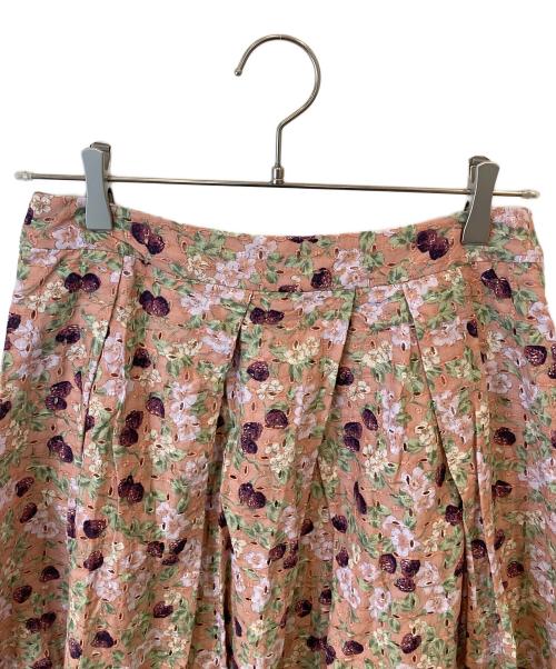 INGEBORG（インゲボルグ）INGEBORG (インゲボルグ) ワイルドベリーpt.タックスカート A2223FS 003 ピンク サイズ:XL 未使用品の古着・服飾アイテム