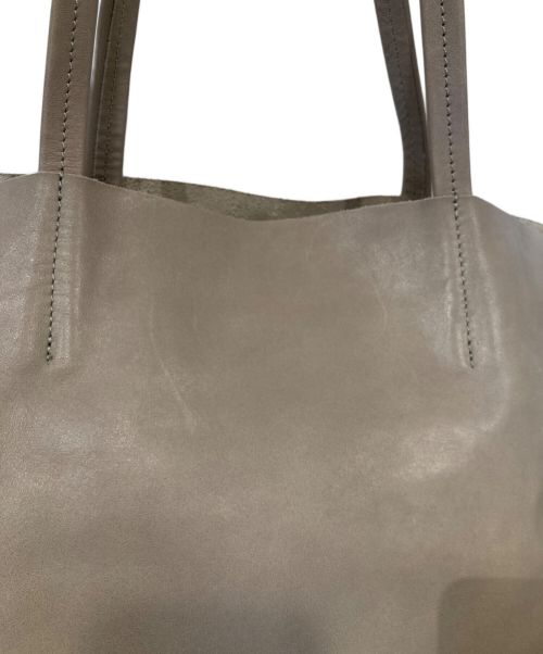 GIANNI CHIARINI（ジャンニ キアリーニ）GIANNI CHIARINI (ジャンニ キアリーニ) レザーレオパードトートバッグ ベージュの古着・服飾アイテム