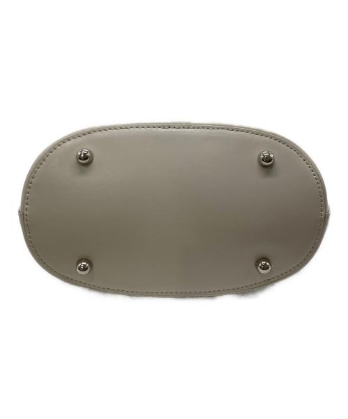 YAHKI（ヤーキ）YAHKI (ヤーキ) レザーハンドバッグ ホワイトの古着・服飾アイテム