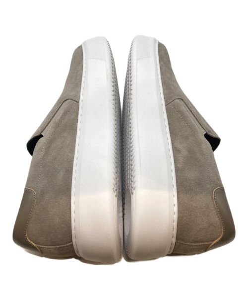 DEVICE 1（デバイスワン）DEVICE 1 (デバイスワン) DEVICE1 スリッポン AMGS249535 ベージュ サイズ:28.5の古着・服飾アイテム