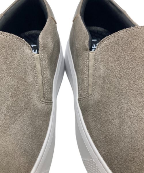 DEVICE 1（デバイスワン）DEVICE 1 (デバイスワン) DEVICE1 スリッポン AMGS249535 ベージュ サイズ:28.5の古着・服飾アイテム