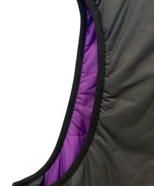 DAIWA PIER39（ダイワ ピア39）DAIWA PIER39 (ダイワ ピア39) TECH REVERSIBLE PULLOVER PUFF VEST RJ-21022W グレー サイズ:Mの古着・服飾アイテム
