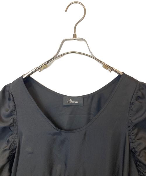 HARDY NOIR（アルディーノアール）HARDY NOIR (アルディーノアール) Uネックティアードワンピース ブラック サイズ:FREEの古着・服飾アイテム