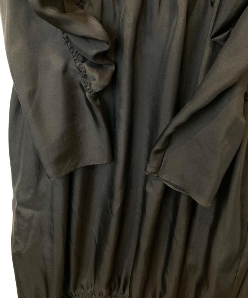 HARDY NOIR（アルディーノアール）HARDY NOIR (アルディーノアール) Uネックティアードワンピース ブラック サイズ:FREEの古着・服飾アイテム