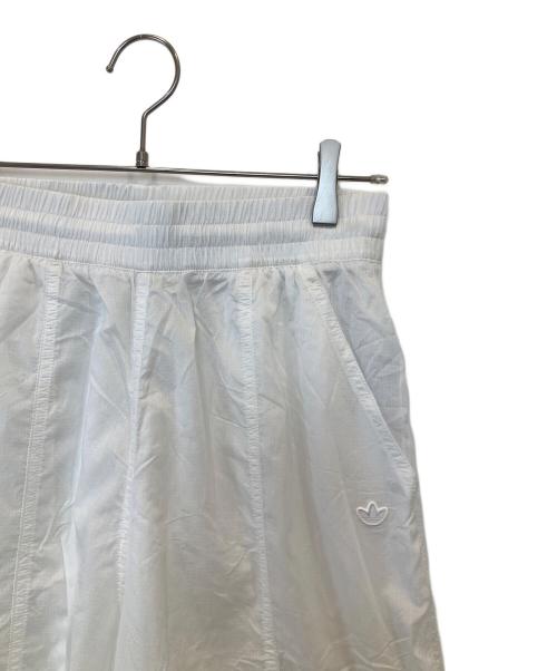 adidas（アディダス）adidas (アディダス) ウーブンパンツ ホワイト サイズ:170/70Aの古着・服飾アイテム