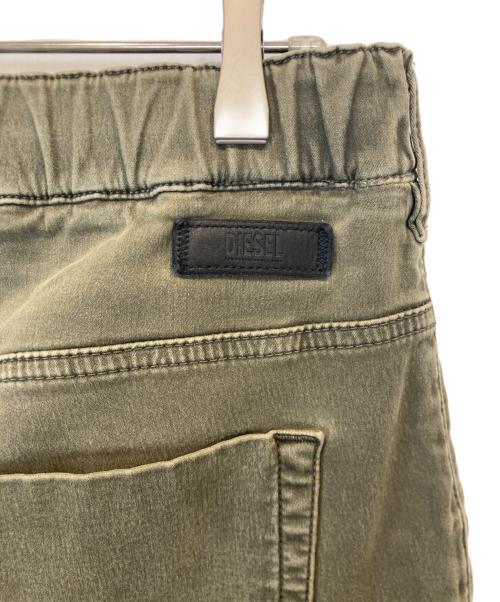 DIESEL（ディーゼル）DIESEL (ディーゼル) KROOLEY-Y-NE カーキ サイズ:30の古着・服飾アイテム