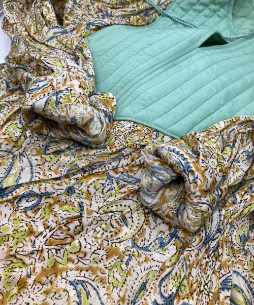 ne quitez pas（ヌキテパ）ne quitez pas (ヌキテパ) ペイズリー柄レーヨンワンピース 010422GH5 ベージュ サイズ:表示がないため不明の古着・服飾アイテム