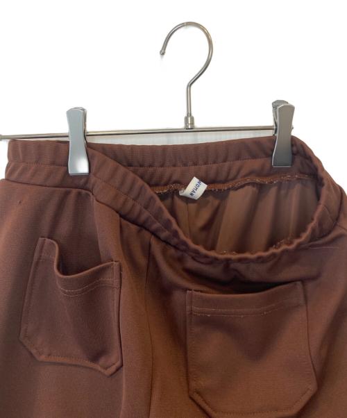 CHILD WOMAN（チャイルドウーマン）CHILD WOMAN (チャイルドウーマン) 8Wコールディアモイスト ポケットフレアーパンツ 01-01-PT-019-21-1 ブラウン サイズ:36の古着・服飾アイテム