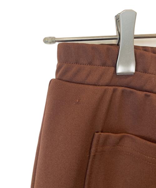 CHILD WOMAN（チャイルドウーマン）CHILD WOMAN (チャイルドウーマン) 8Wコールディアモイスト ポケットフレアーパンツ 01-01-PT-019-21-1 ブラウン サイズ:36の古着・服飾アイテム