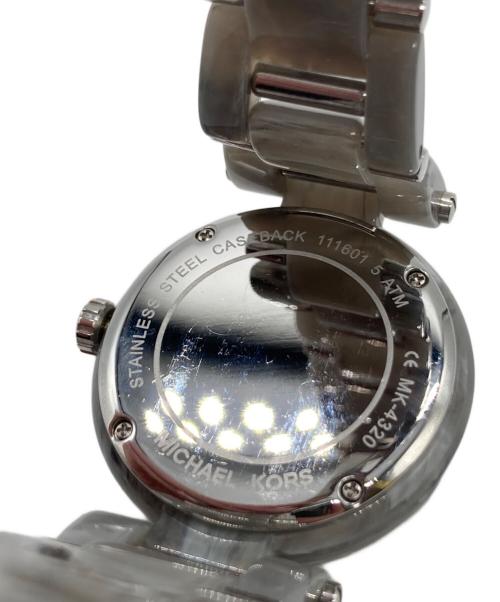 MICHAEL KORS（マイケル・コース）MICHAEL KORS (マイケルコース) 腕時計 MK-4320 ライトグレーの古着・服飾アイテム