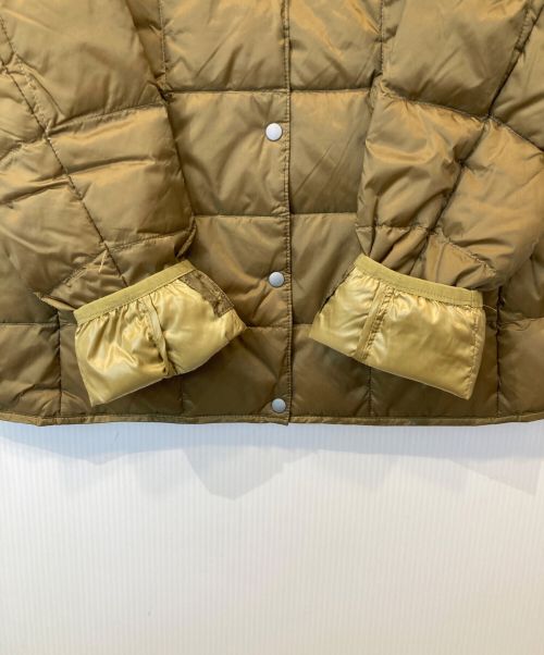 TAION（タイオン）TAION (タイオン) ダウンジャケット カーキ サイズ:Mの古着・服飾アイテム