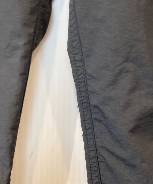 BURLAP OUTFITTER（バーラップアウトフィッター）BURLAP OUTFITTER (バーラップアウトフィッター) タックイージーナイロンパンツ ブラック サイズ:Lの古着・服飾アイテム