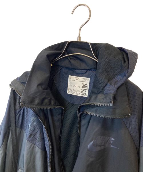 NIKE（ナイキ）NIKE (ナイキ) sacai (サカイ) 再構築アノラックジャケット S#CD6298 CD6298-010 ネイビー×ブラック サイズ:Mの古着・服飾アイテム