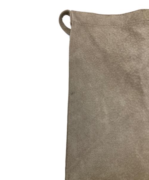 HENDER SCHEME（エンダースキーマ）HENDER SCHEME (エンダースキーマ) ピッグスウェードショルダーバッグ カーキ サイズ:記載なしの古着・服飾アイテム