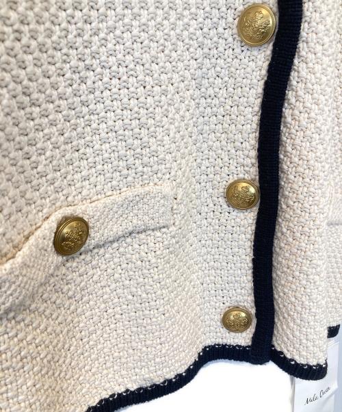 Mila Owen（ミラオーウェン）Mila Owen (ミラオーウェン) 金釦ショート丈ニットカーデ　09WND231010 ベージュ 未使用品の古着・服飾アイテム