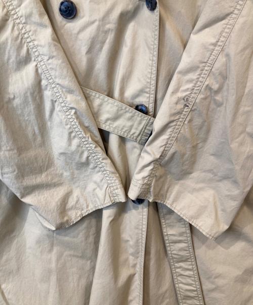 CLANE（クラネ）CLANE (クラネ) バックフリルスリーブトレンチコート　	18101-0031 ベージュ サイズ:表記なしの古着・服飾アイテム