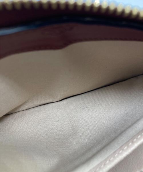 Chloe（クロエ）Chloe (クロエ) 長財布 04-19-60-65 CHC19WP084A37 ブラウンの古着・服飾アイテム