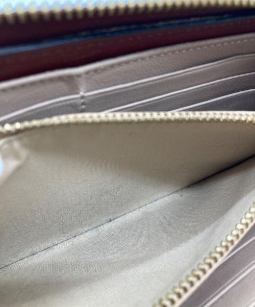 Chloe（クロエ）Chloe (クロエ) 長財布 04-19-60-65 CHC19WP084A37 ブラウンの古着・服飾アイテム