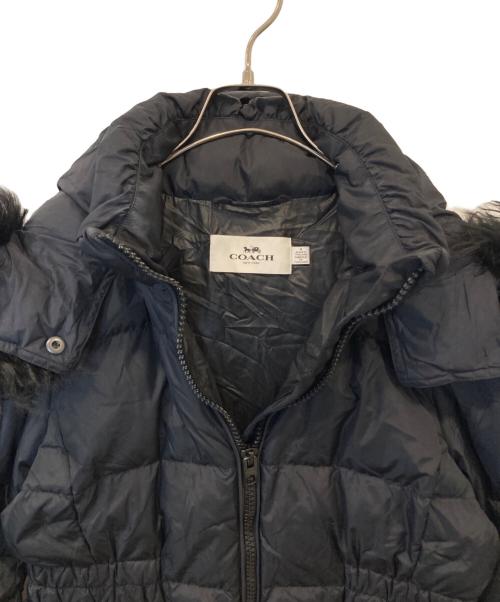 COACH（コーチ）COACH (コーチ) ダウンコート　ファーコート　F57028 ブラック サイズ:Mの古着・服飾アイテム