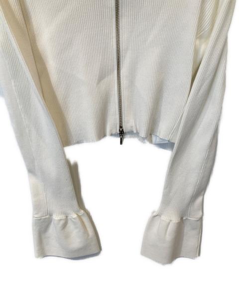 emmi atelier（エミアトリエ）emmi atelier (エミアトリエ) フロントジップカーディガン 13WND241069 ホワイト サイズ:FREEの古着・服飾アイテム