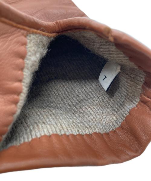 COACH（コーチ）COACH (コーチ) スカルプテッド シグネチャー レザー テック グローブ 76014 ブラウンの古着・服飾アイテム