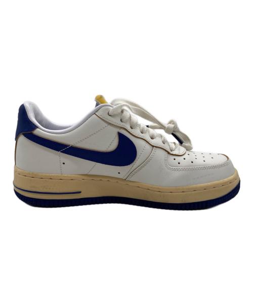 NIKE（ナイキ）NIKE (ナイキ) AIR FORCE 1 07 スニーカー FQ8103-133 ホワイト サイズ: 23.5cmの古着・服飾アイテム