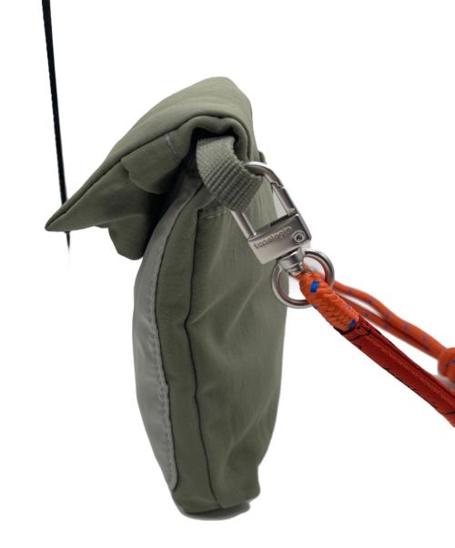 TOPOLOGIE（トポロジー）TOPOLOGIE (トポロジー) Bottle Sacoche　サコッシュ カーキの古着・服飾アイテム