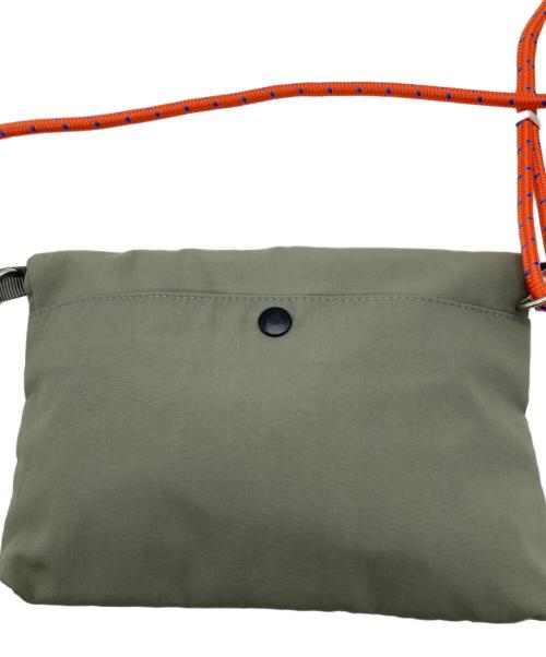 TOPOLOGIE（トポロジー）TOPOLOGIE (トポロジー) Bottle Sacoche　サコッシュ カーキの古着・服飾アイテム