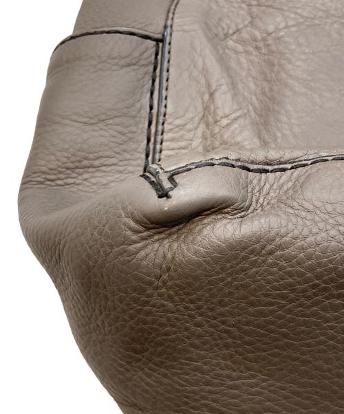 HIROFU（ヒロフ）HIROFU (ヒロフ) ワンショルダーバッグ ベージュの古着・服飾アイテム