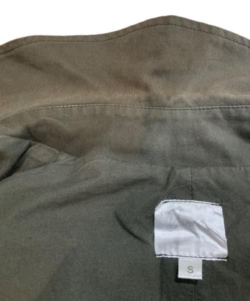 Yarmo（ヤーモ）Yarmo (ヤーモ) ステンカラーコート YAR-17AW CO9 カーキ サイズ:Sの古着・服飾アイテム