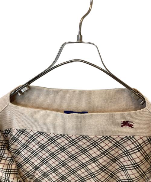 BURBERRY BLUE LABEL（バーバリー ブルー レーベル）BURBERRY BLUE LABEL (バーバリーブルーレーベル) ボートネックノバチェックスウェット FAF21-657 ベージュ サイズ:38の古着・服飾アイテム